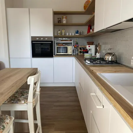 N296 - Numana, Trilocale Con Giardino E Posto Auto * Sirolo