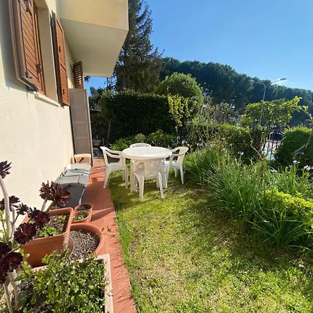 N296 - Numana, Trilocale Con Giardino E Posto Auto Sirolo