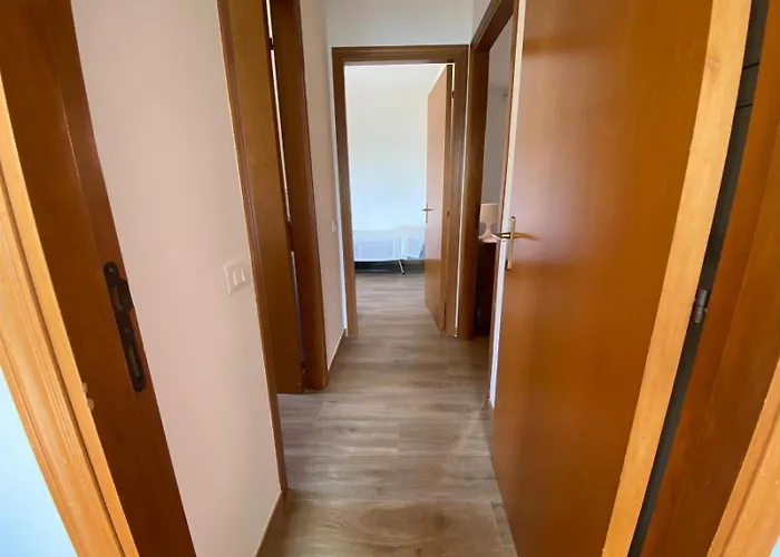 N296 - Numana, Trilocale Con Giardino E Posto Auto Apartment